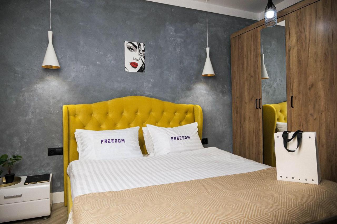 Freedom Apartments In City Center Κίεβο Εξωτερικό φωτογραφία